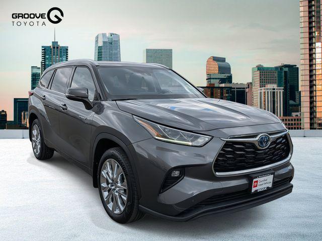 Photo of 2021 Magnetic Gray Metallic Toyota Highlander Hybrid