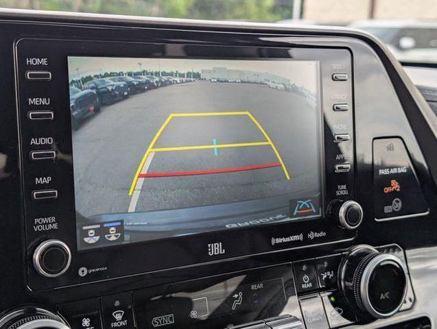 Photo of 2021 Magnetic Gray Metallic Toyota Highlander Hybrid