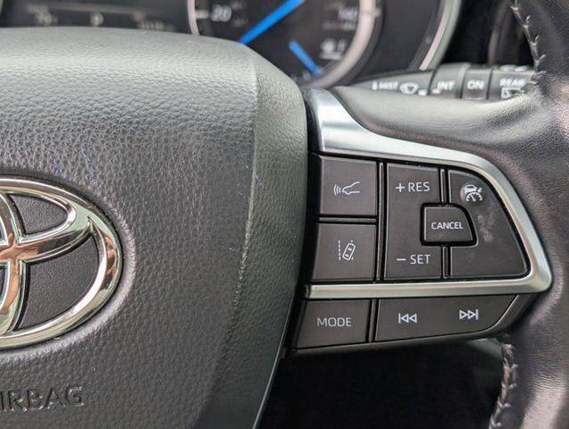 Photo of 2021 Magnetic Gray Metallic Toyota Highlander Hybrid