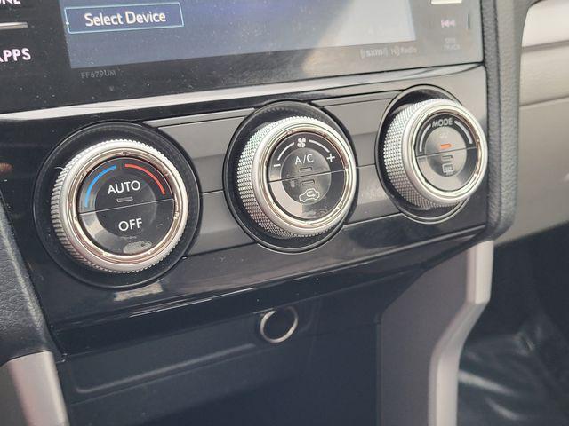 Photo of 2018 Quartz Blue Pearl Subaru Forester