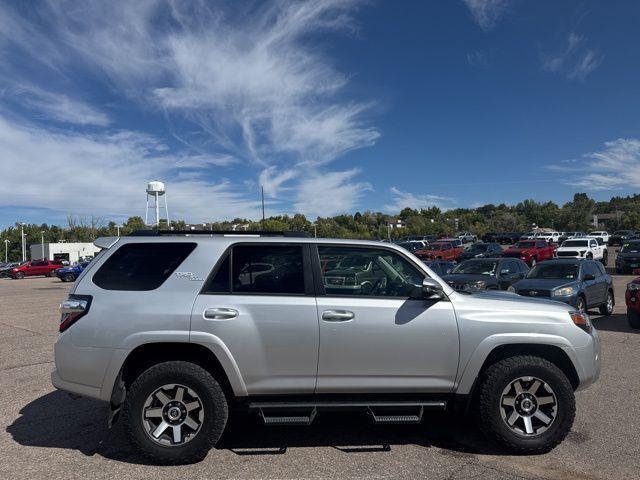Photo of 2021 Classic Silver Metallic Toyota 4Runner