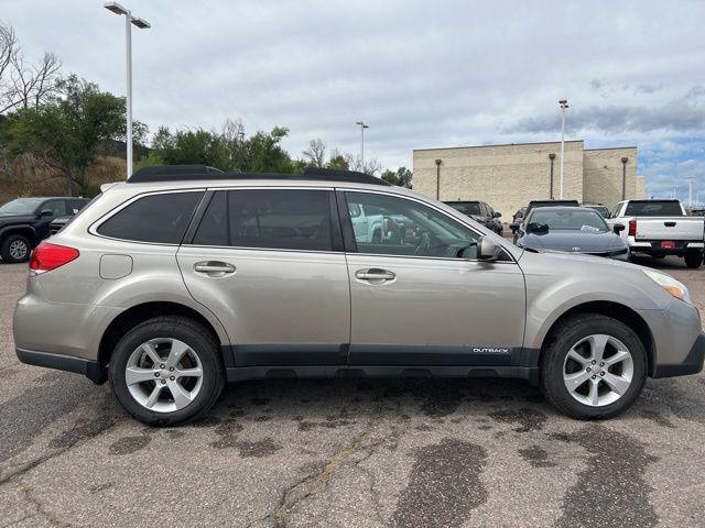 Photo of 2014 Tungsten Metallic Subaru Outback