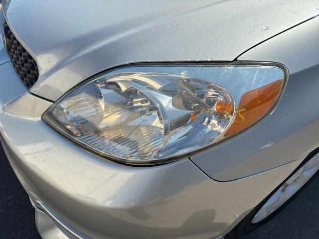 Photo of 2003 Lunar Mist Metallic Toyota Matrix