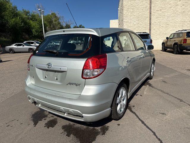 Photo of 2003 Lunar Mist Metallic Toyota Matrix