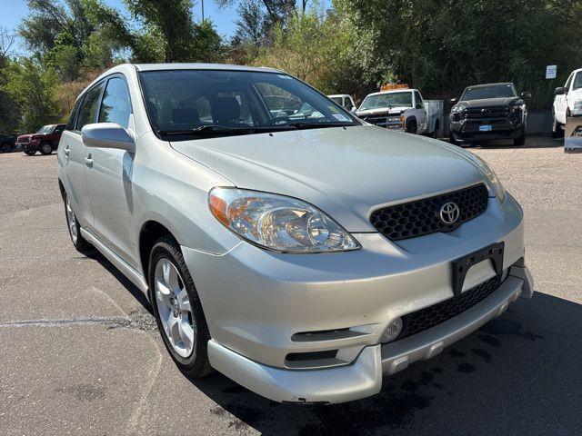 Photo of 2003 Lunar Mist Metallic Toyota Matrix