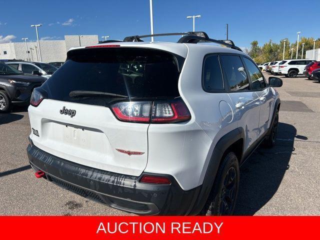 Photo of 2020 Bright White Clearcoat Jeep Cherokee