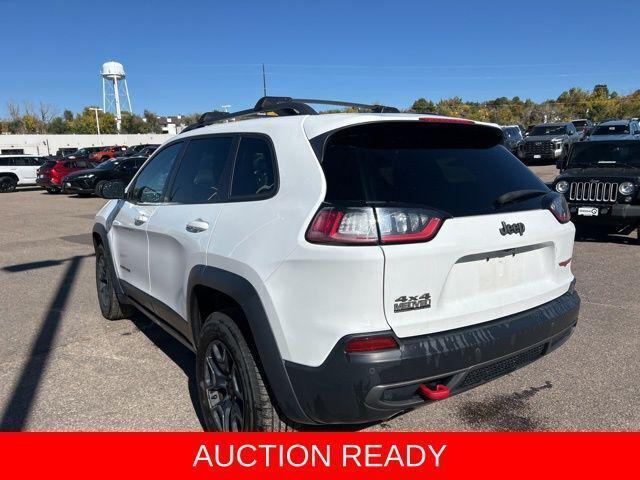 Photo of 2020 Bright White Clearcoat Jeep Cherokee