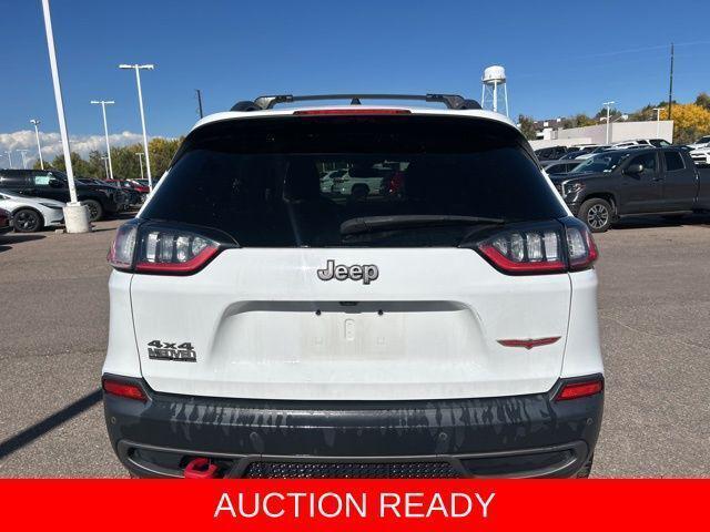 Photo of 2020 Bright White Clearcoat Jeep Cherokee
