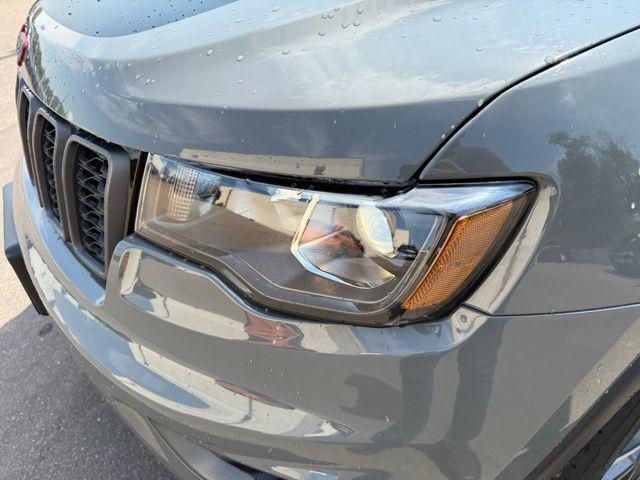 Photo of 2021 Sting-Gray Clearcoat Jeep Grand Cherokee