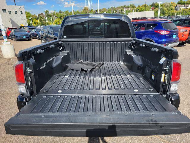 Photo of 2022 Midnight Black Metallic Toyota Tacoma