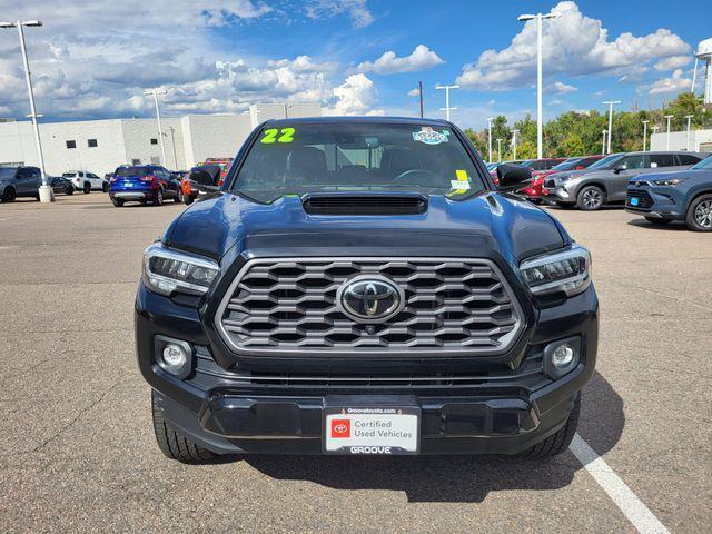 Photo of 2022 Midnight Black Metallic Toyota Tacoma
