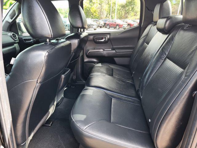Photo of 2022 Midnight Black Metallic Toyota Tacoma