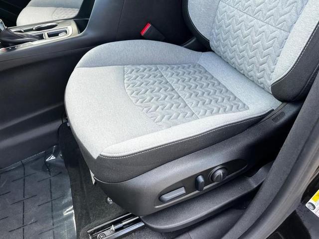 Photo of 2024 Mosaic Black Metallic Chevrolet Equinox