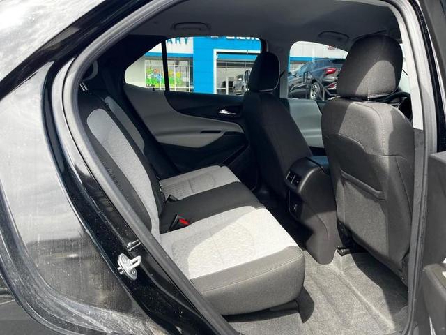 Photo of 2024 Mosaic Black Metallic Chevrolet Equinox