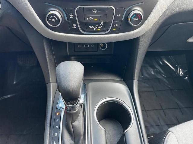 Photo of 2024 Mosaic Black Metallic Chevrolet Equinox