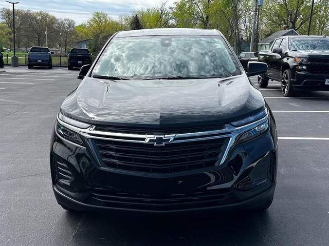 Photo of 2024 Mosaic Black Metallic Chevrolet Equinox