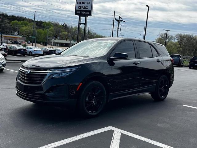 Photo of 2024 Mosaic Black Metallic Chevrolet Equinox