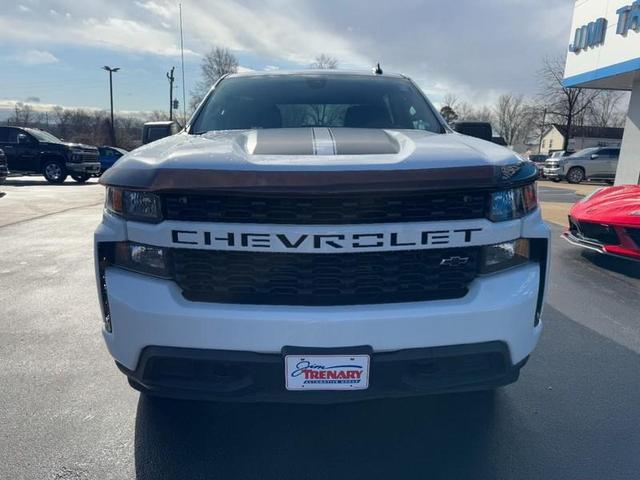 Photo of 2022 Summit White / White Chevrolet Silverado 1500 Limited