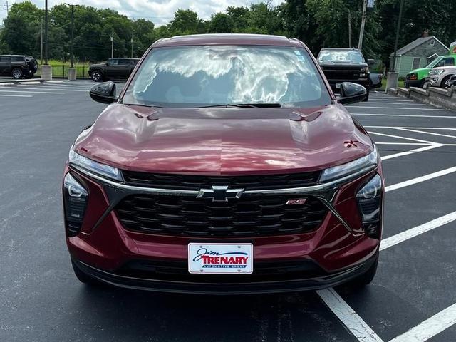 Photo of 2025 Crimson Metallic Chevrolet Trax