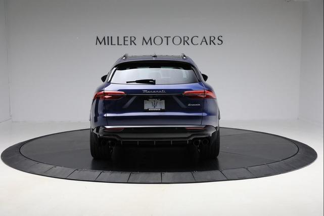 Photo of 2025 Blu Modena Maserati Grecale