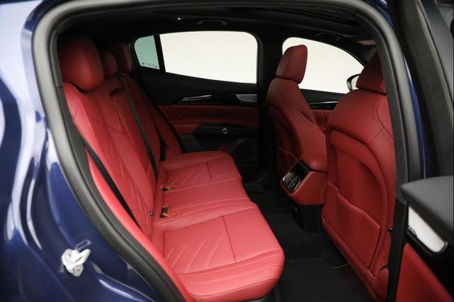 Photo of 2025 Blu Modena Maserati Grecale
