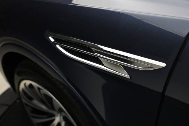Photo of 2025 Meteor Metallic Bentley Bentayga EWB