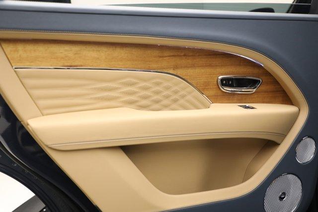 Photo of 2025 Meteor Metallic Bentley Bentayga EWB