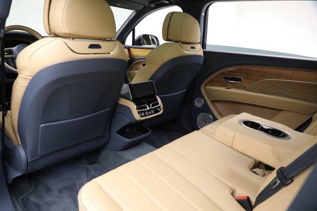 Photo of 2025 Meteor Metallic Bentley Bentayga EWB