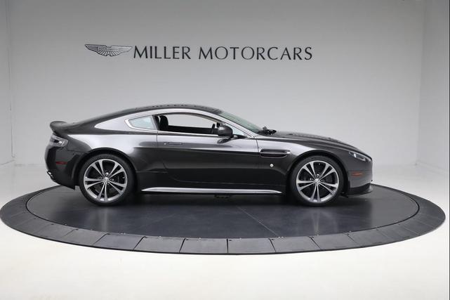 Photo of 2011 Quantum Silver Aston Martin V12 Vantage