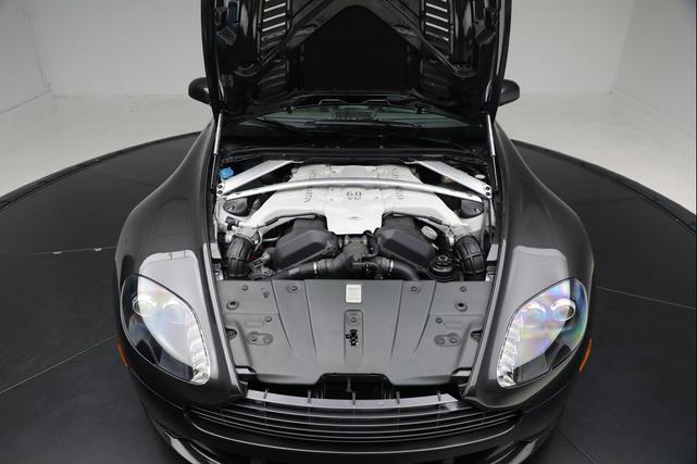 Photo of 2011 Quantum Silver Aston Martin V12 Vantage