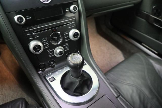 Photo of 2011 Quantum Silver Aston Martin V12 Vantage