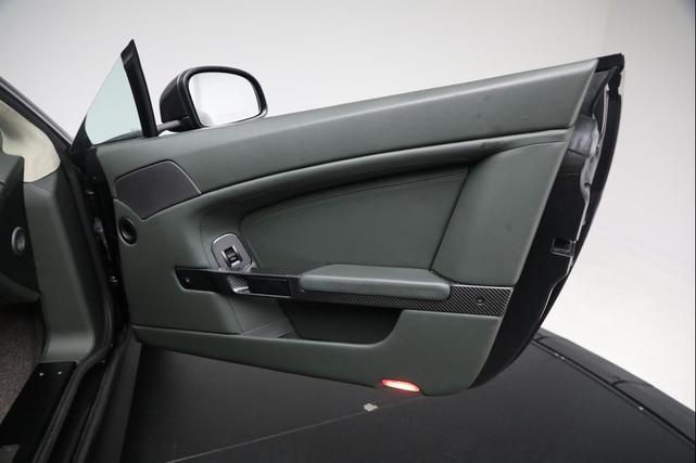 Photo of 2011 Quantum Silver Aston Martin V12 Vantage