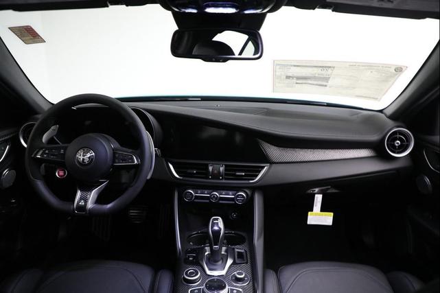 Photo of 2024 Verde Montreal Tri-Coat Alfa Romeo Giulia