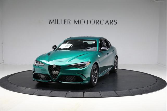 Photo of 2024 Verde Montreal Tri-Coat Alfa Romeo Giulia