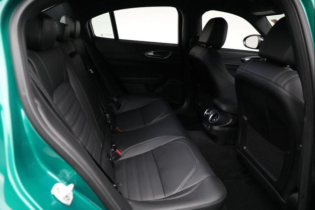 Photo of 2024 Verde Montreal Tri-Coat Alfa Romeo Giulia