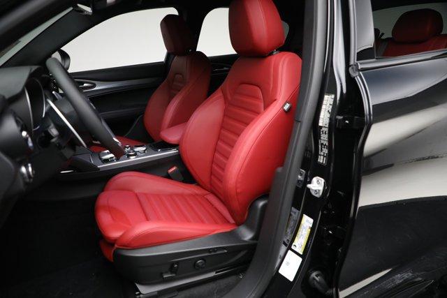 Photo of 2025 Vulcano Black Metallic Alfa Romeo Stelvio