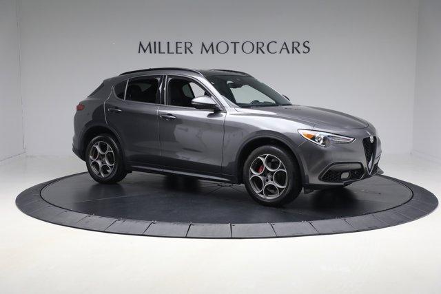 Photo of 2022 Gray Alfa Romeo Stelvio