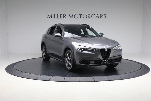 Photo of 2022 Gray Alfa Romeo Stelvio