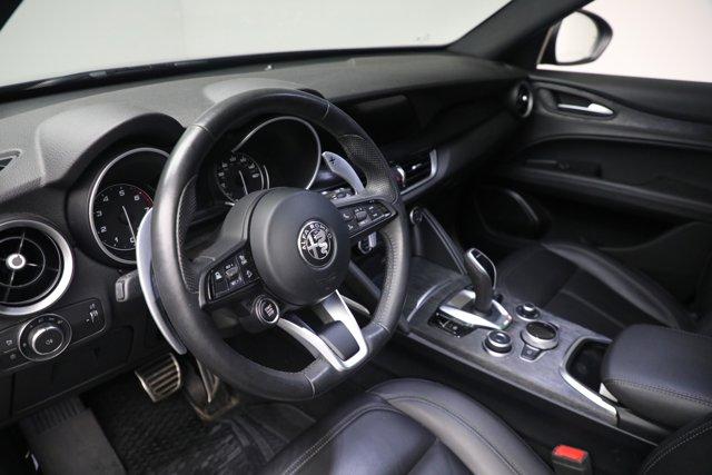 Photo of 2022 Gray Alfa Romeo Stelvio
