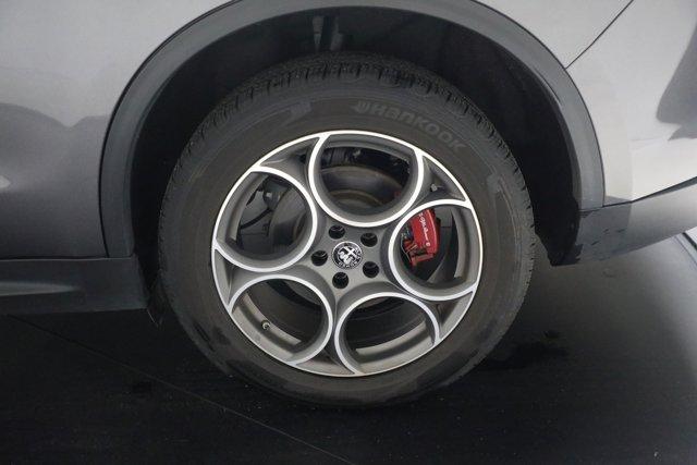 Photo of 2022 Gray Alfa Romeo Stelvio