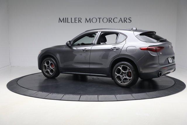 Photo of 2022 Gray Alfa Romeo Stelvio