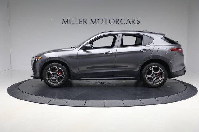 Photo of 2022 Gray Alfa Romeo Stelvio