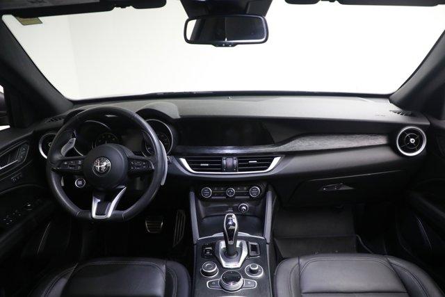 Photo of 2022 Gray Alfa Romeo Stelvio