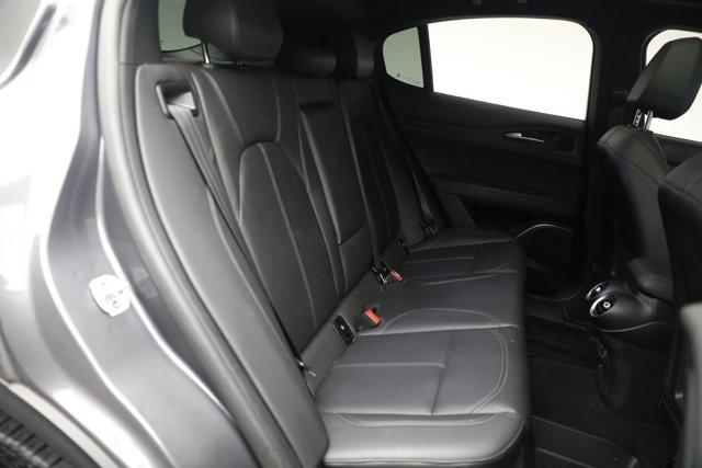 Photo of 2022 Gray Alfa Romeo Stelvio