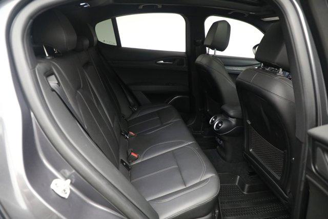 Photo of 2022 Gray Alfa Romeo Stelvio