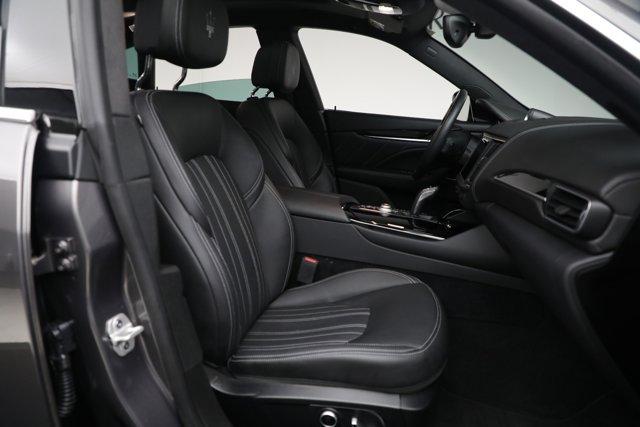 Photo of 2022 Grigio Maratea Metallic Maserati Levante