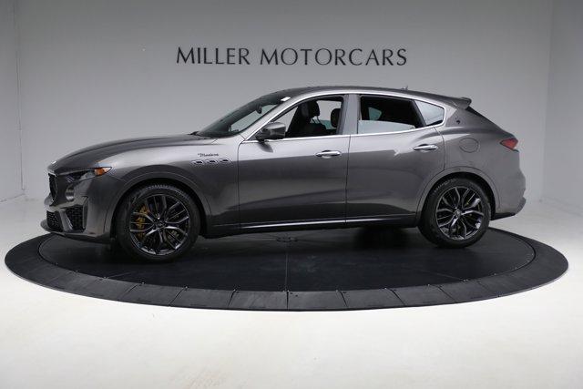 Photo of 2022 Grigio Maratea Metallic Maserati Levante