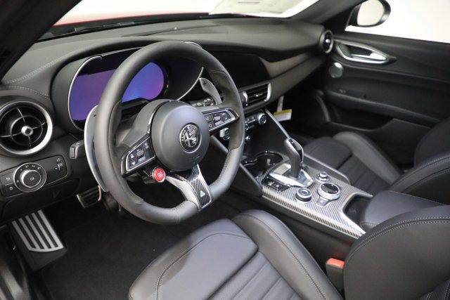 Photo of 2024 Rosso Etna Alfa Romeo Giulia