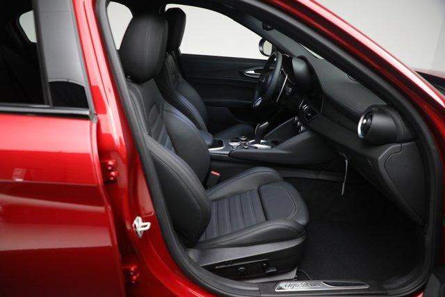 Photo of 2024 Rosso Etna Alfa Romeo Giulia