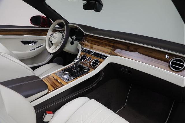 Photo of 2022 Candy Red Metallic Bentley Continental GT